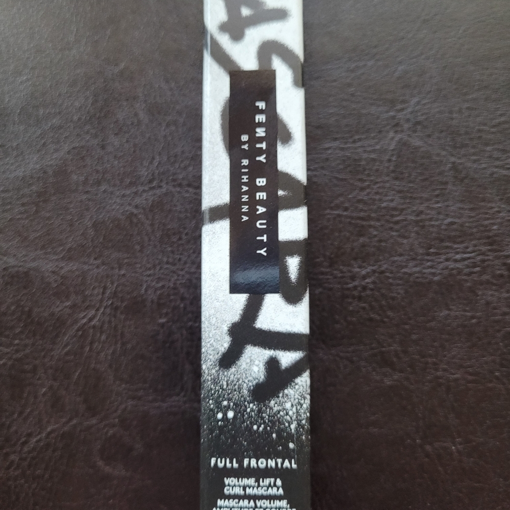 Fenty Beauty Full Frontal Mascara Black